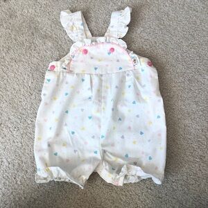 Vintage Winnie The Pooh Baby Romper Heart Print Made In USA Size M (28-32 Lbs)